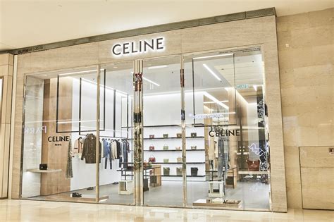 shop celine online.